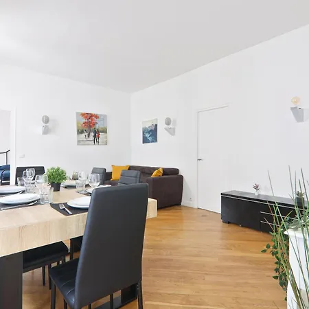 2 Bedroom Quartier Champs Elysees 3 Free Netflix